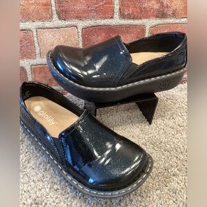 Glolily Jenny women’s clogs size 6.5